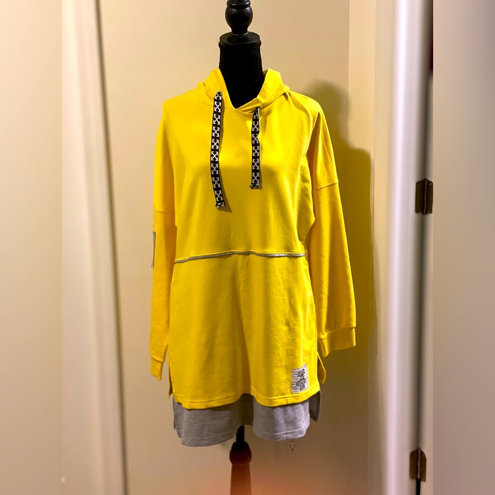 NWT 2 pice set gray and yellow hoodie and pants